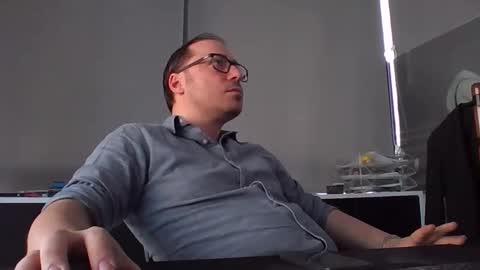 Javelin83 online show from 11, 2, 2026