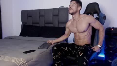 Snapshot of javiercarrera222 chatting on 11, 2, 2025 Javier online show from 11, 2, 2025