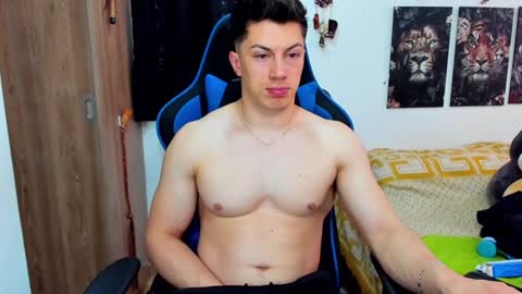 Javier online show from 3, 12, 2024