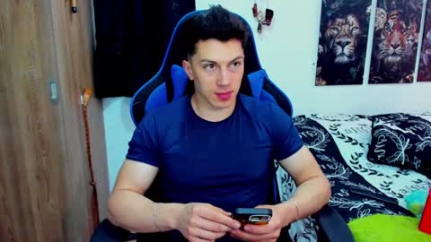 Javier online show from 5, 12, 2024