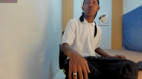 Snapshot of jax_maliq chatting on 2, 10, 2025 jax_maliq online show from 2, 10, 2025