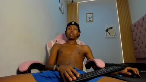 Snapshot of jax_maliq chatting on 9, 10, 2025 jax_maliq online show from 9, 10, 2025