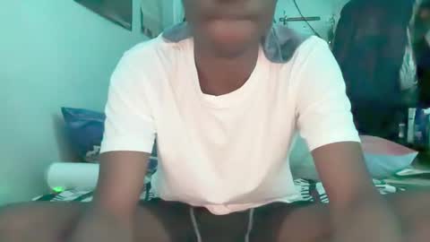 Snapshot of jay_secxret chatting on 13, 11, 2025 Jay Secxret online show from 13, 11, 2025