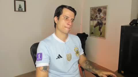 Jay Alvarrez online show from 2, 3, 2025