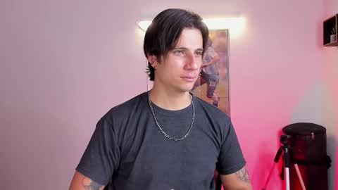 Jay Alvarrez online show from 23, 9, 2025