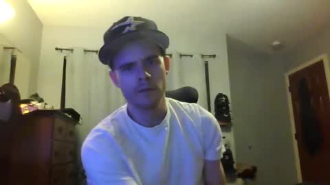 Snapshot of jaybrik92 chatting on 7, 4, 2026 Jlio Delgauto online show from 7, 4, 2026