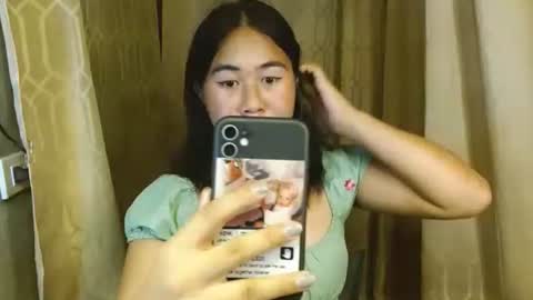 Snapshot of jayca20880 chatting on 20, 12, 2025 JAYCA online show from 20, 12, 2025