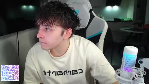 Snapshot of jayce_icestone chatting on 7, 4, 2026 Jayce online show from 7, 4, 2026