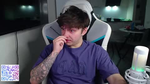 Snapshot of jayce_icestone chatting on 9, 4, 2026 Jayce online show from 9, 4, 2026