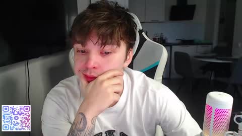 Snapshot of jayce_icestone chatting on 15, 4, 2026 Jayce online show from 15, 4, 2026