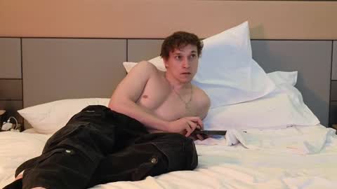 THE HOUSE online show from 3, 2, 2025