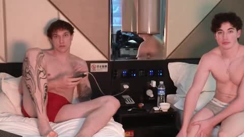 THE HOUSE online show from 10, 2, 2025