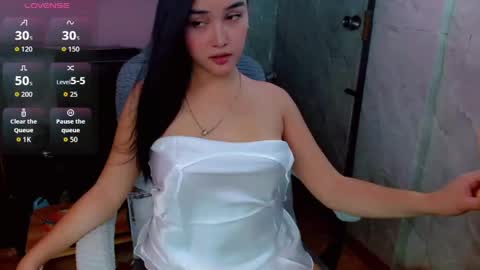 Jayda Khalifa  online show from 4, 6, 2026