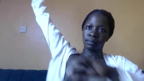 Snapshot of jayny1 chatting on 26, 10, 2025 Jayny online show from 26, 10, 2025