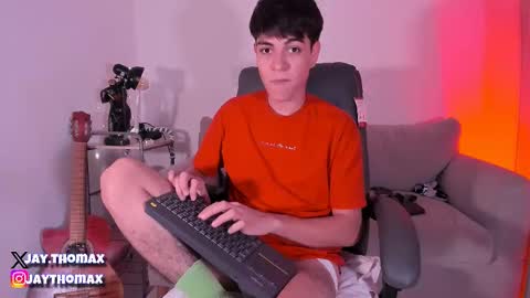 jaythomax online show from 9, 2, 2025