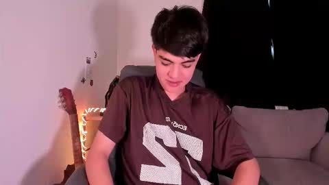 jaythomax online show from 9, 9, 2025