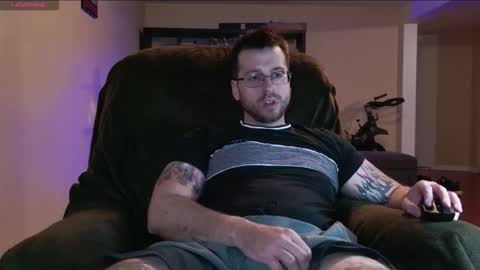 Snapshot of jayxcee_official chatting on 12, 4, 2026 jayxcee OFFICIAL online show from 12, 4, 2026
