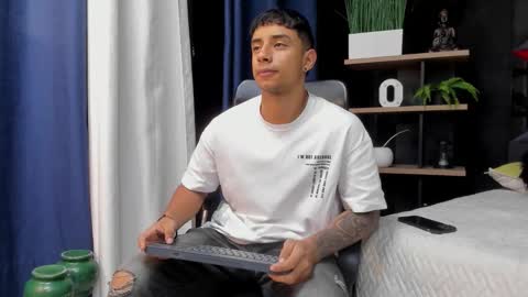 jaze_bradley online show from 1, 12, 2025