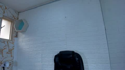 Jazlin  online show from 14, 3, 2026