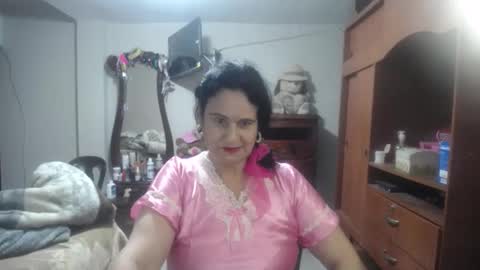 Snapshot of jazmin_rios chatting on 1, 2, 2026 jazmim online show from 1, 2, 2026