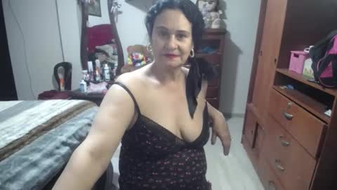Snapshot of jazmin_rios chatting on 2, 2, 2026 jazmim online show from 2, 2, 2026