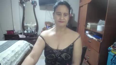 Snapshot of jazmin_rios chatting on 5, 3, 2026 jazmim online show from 5, 3, 2026