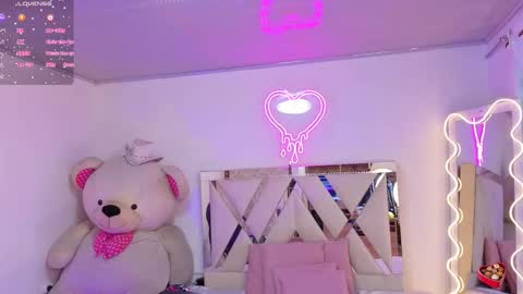 Jazmin  online show from 10, 11, 2025