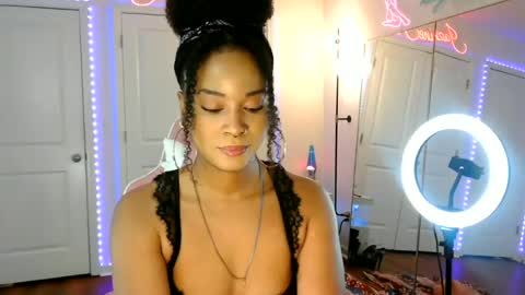 Jazmine Fox online show from 7, 7, 2026