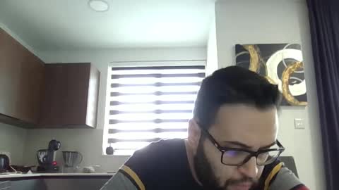 Snapshot of jbon23 chatting on 13, 4, 2026 Josbon23 online show from 13, 4, 2026