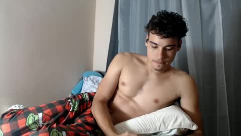 Snapshot of jbunny03 chatting on 26, 4, 2026 Lin online show from 26, 4, 2026