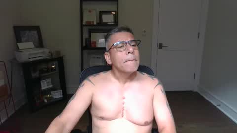 Snapshot of jc1971 chatting on 3, 5, 2026 jc1971 online show from 3, 5, 2026