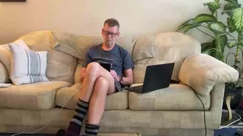 Snapshot of jcar57 chatting on 9, 1, 2026 Jon online show from 9, 1, 2026