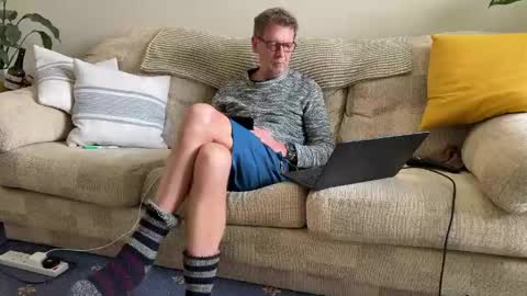 Snapshot of jcar57 chatting on 12, 4, 2026 Jon online show from 12, 4, 2026