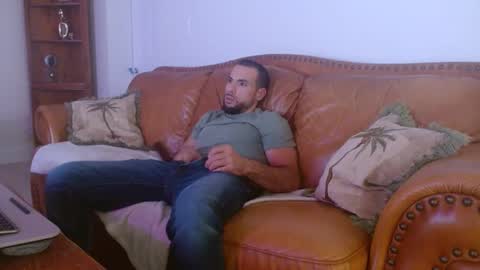 Snapshot of jcmax305 chatting on 31, 1, 2025 JcMax305 online show from 31, 1, 2025