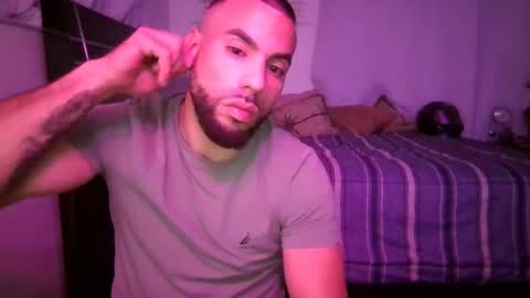 Snapshot of jcmax305 chatting on 9, 3, 2025 JcMax305 online show from 9, 3, 2025