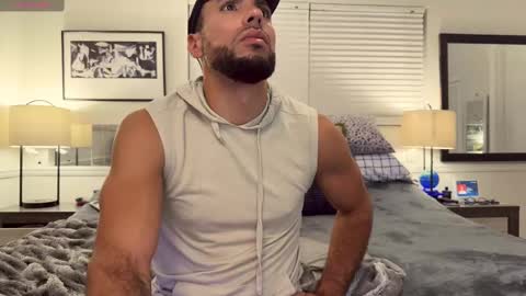 Snapshot of jcmax305 chatting on 13, 10, 2025 JcMax305 online show from 13, 10, 2025