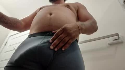 Snapshot of jdeez031 chatting on 9, 4, 2026 strokegamecrazy online show from 9, 4, 2026