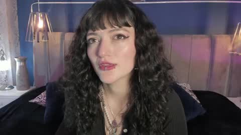 Jean online show from 15, 9, 2025