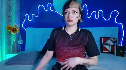 Snapshot of jeannesabatier chatting on 8, 5, 2026 Jean online show from 8, 5, 2026