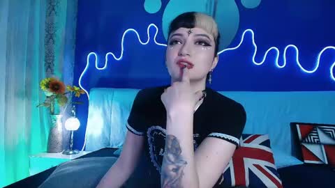 Snapshot of jeannesabatier chatting on 11, 5, 2026 Jean online show from 11, 5, 2026