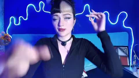 Snapshot of jeannesabatier chatting on 13, 5, 2026 Jean online show from 13, 5, 2026