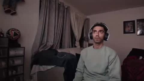 Snapshot of jeanpierbello7 chatting on 17, 4, 2026 jean pier bello Silva online show from 17, 4, 2026