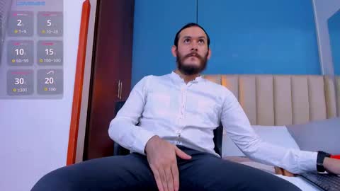 Snapshot of jeanpiere02 chatting on 12, 10, 2025 Jeanpiere online show from 12, 10, 2025