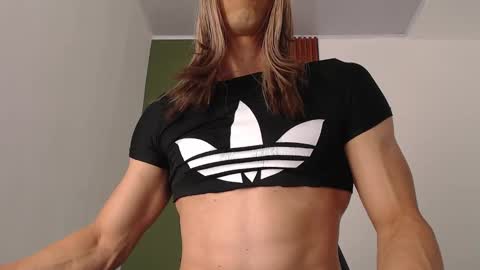 Snapshot of jeanys_sneider chatting on 13, 2, 2025 Jeays online show from 13, 2, 2025