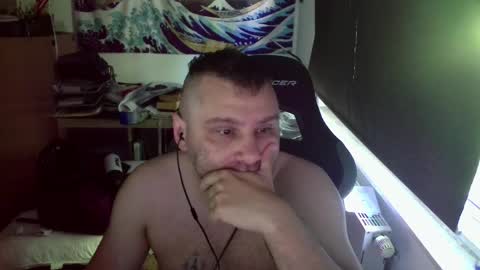 you may know me lol online show from 25, 5, 2026