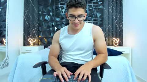 Snapshot of jeffdaltton chatting on 18, 9, 2025 Jeff online show from 18, 9, 2025