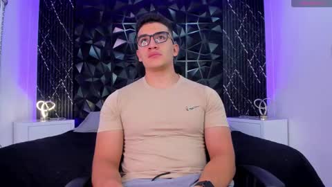 Snapshot of jeffdaltton chatting on 7, 11, 2025 Jeff online show from 7, 11, 2025