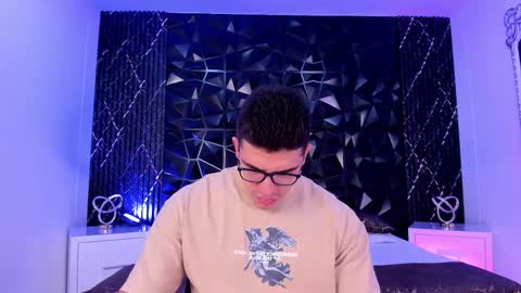 Snapshot of jeffdaltton chatting on 15, 11, 2025 Jeff online show from 15, 11, 2025