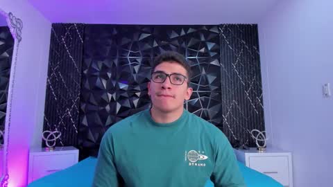 Snapshot of jeffdaltton chatting on 17, 11, 2025 Jeff online show from 17, 11, 2025