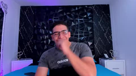 Snapshot of jeffdaltton chatting on 19, 11, 2025 Jeff online show from 19, 11, 2025